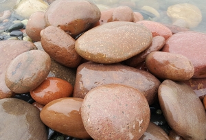 紅色鵝卵石價(jià)格
